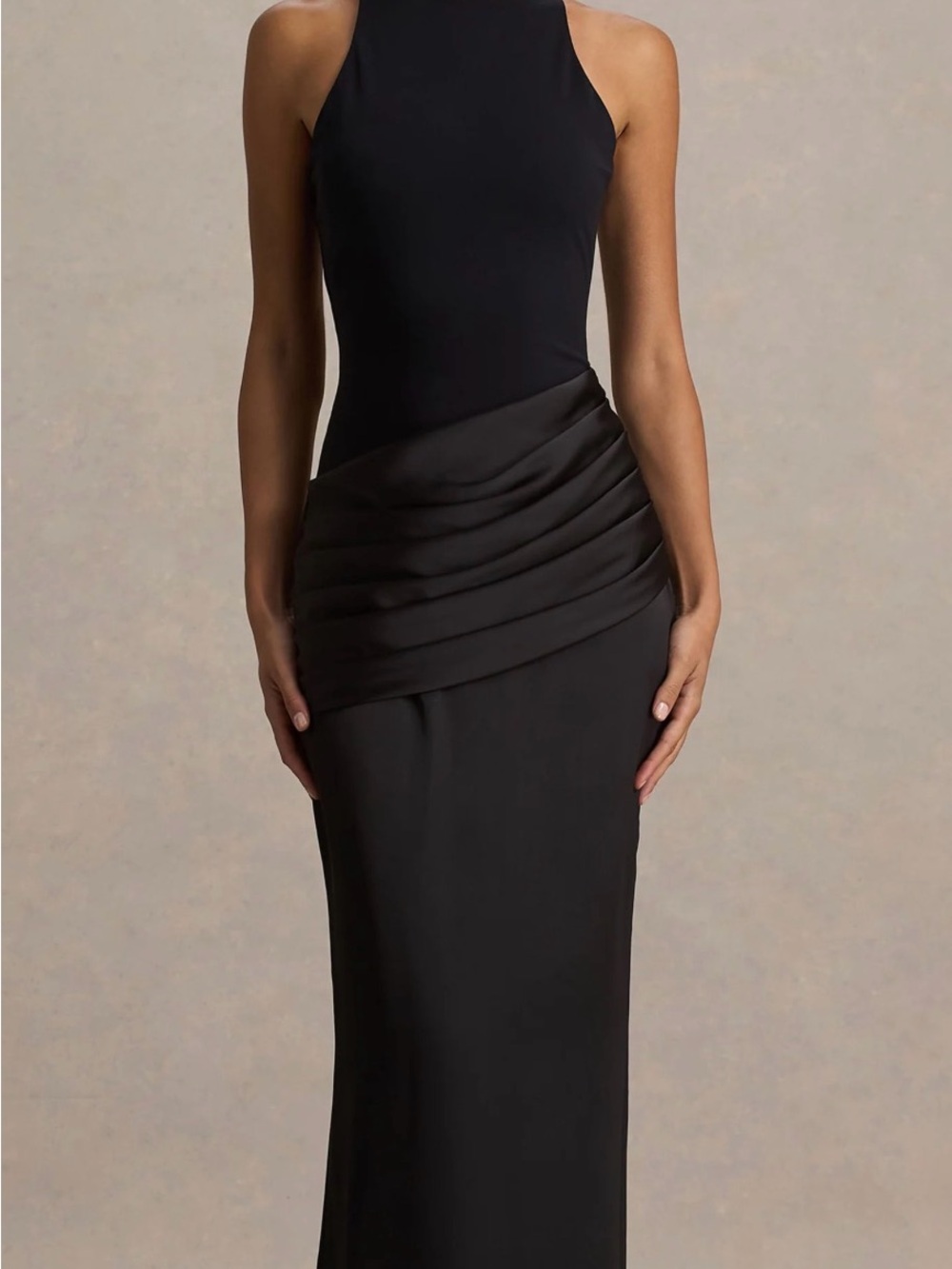 Club L London Akari Black Crew-Neck Maxi Dress